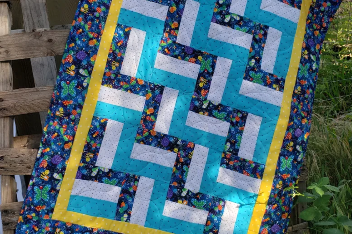 blue and black rail fence quilt pattern